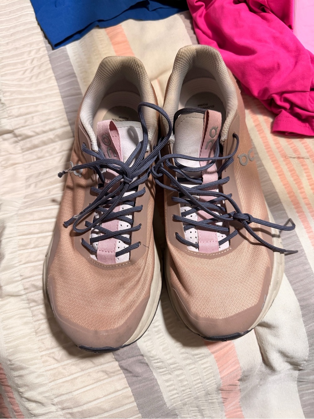 On Running Women’s Cloudswift Sneakers in Blush Pink